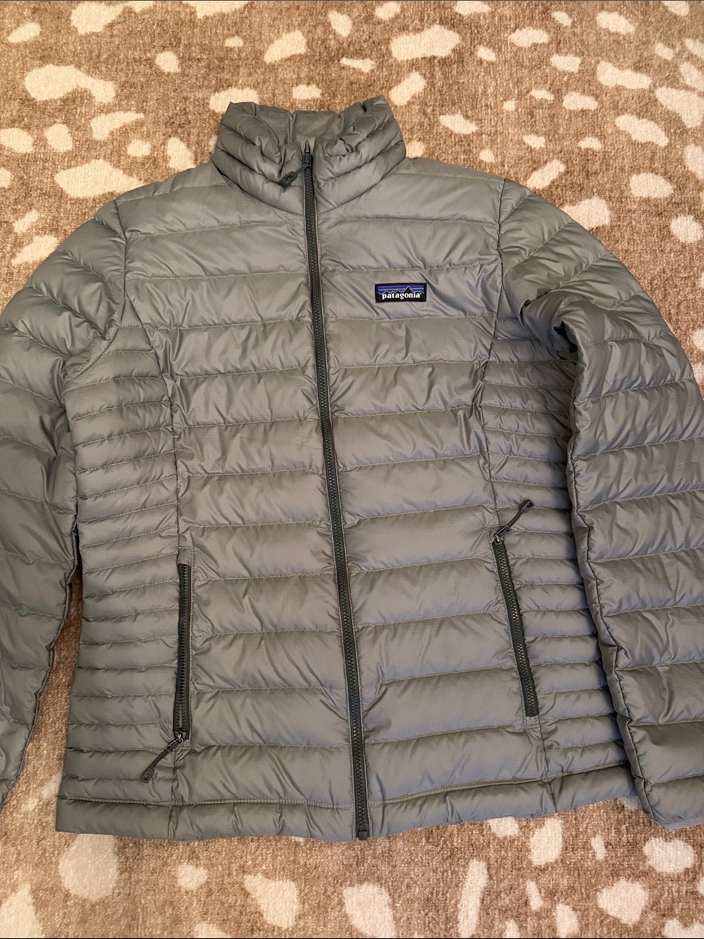 Patagonia Women's Quilted Puffer Jacket - Gray Size M